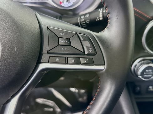 Used 2025 Nissan Sentra SR w/ Midnight Edition FWD image 15