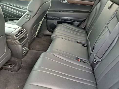 Used 2024 Genesis GV80 2.5T image 23