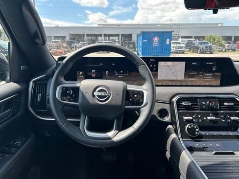 Used 2025 Nissan Armada Platinum w/ Convenience Package RWD image 27