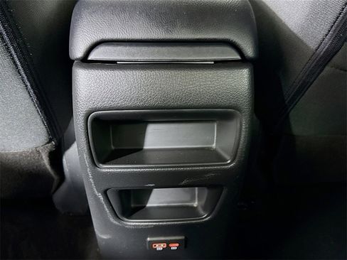 Used 2019 Nissan Sentra SR image 25