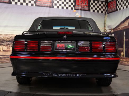 Used 1987 Ford Mustang GT RWD image 6