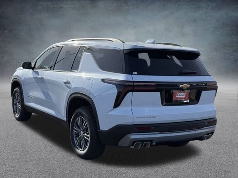 New 2026 Chevrolet Traverse LT w/ Driver Confidence Package image 6