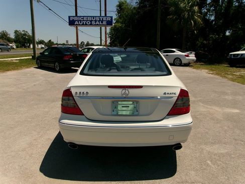 Used 2008 Mercedes-Benz E 350 4MATIC Sedan image 8
