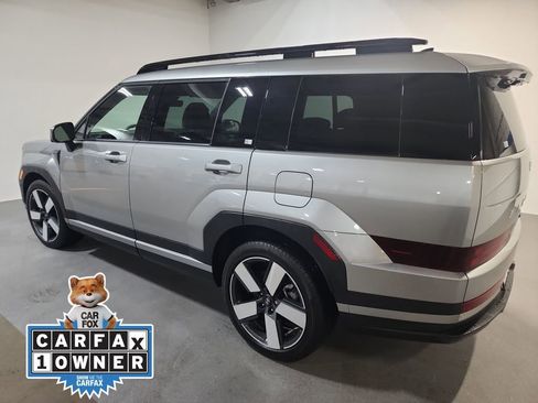 Used 2024 Hyundai Santa Fe Limited image 3