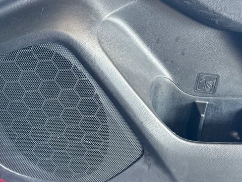 Used 2021 Subaru Ascent Limited image 24