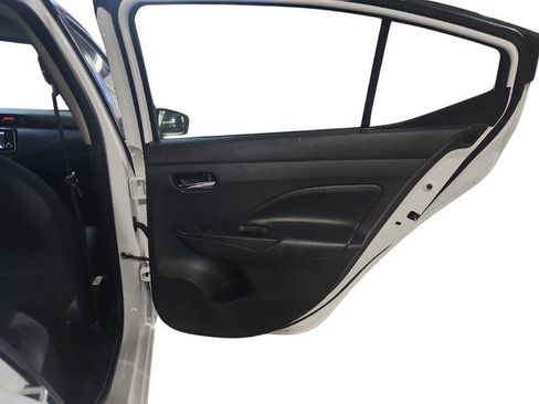 Used 2023 Nissan Versa SV image 24