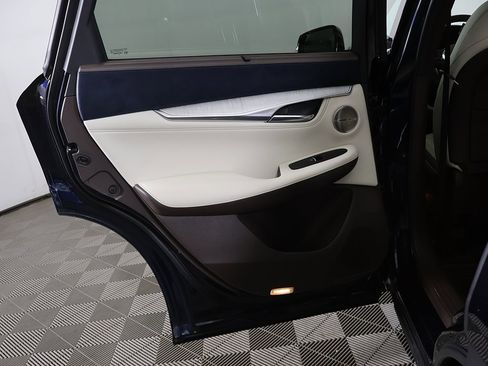 Used 2019 INFINITI QX50 Essential w/ Sensory Package image 28