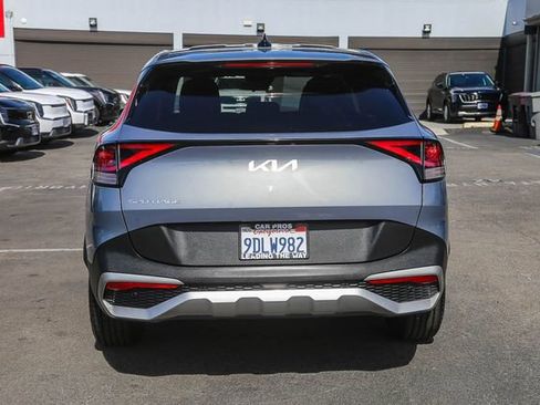Certified 2023 Kia Sportage EX image 9