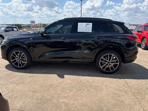 Used 2026 Audi Q5 Premium Plus w/ Premium Plus AWD/4WD image 4