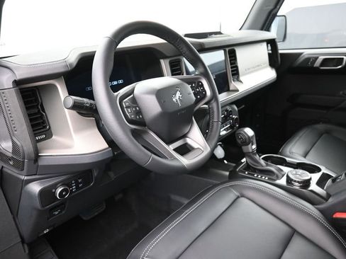 New 2026 Ford Bronco Outer Banks AWD/4WD image 18