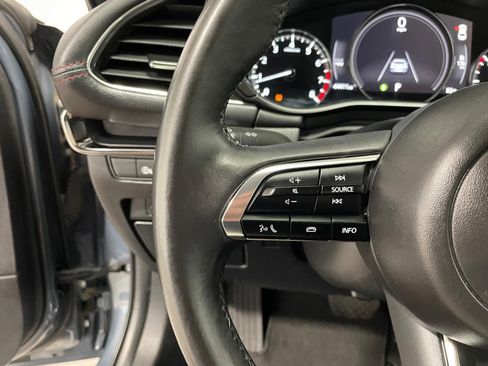 Used 2024 MAZDA MAZDA3 s image 19
