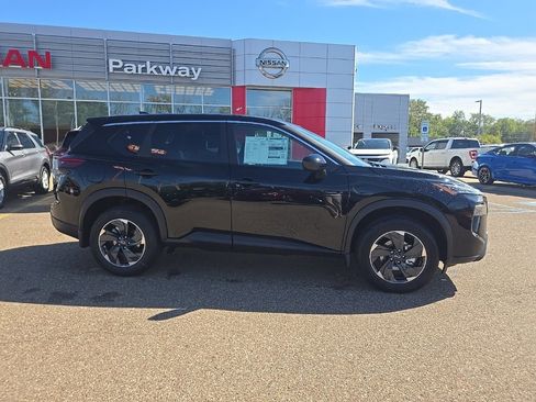 New 2026 Nissan Rogue SV w/ Cold Weather Package image 8