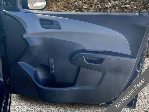 Used 2015 Chevrolet Sonic LS FWD image 20