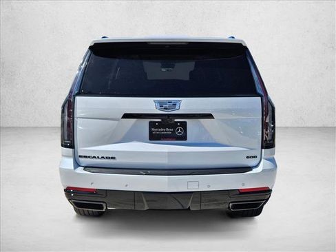 Used 2026 Cadillac Escalade ESV Platinum Sport w/ LPO, ONYX Package AWD/4WD image 7