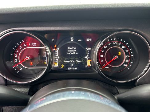 Used 2021 Jeep Gladiator Mojave image 25