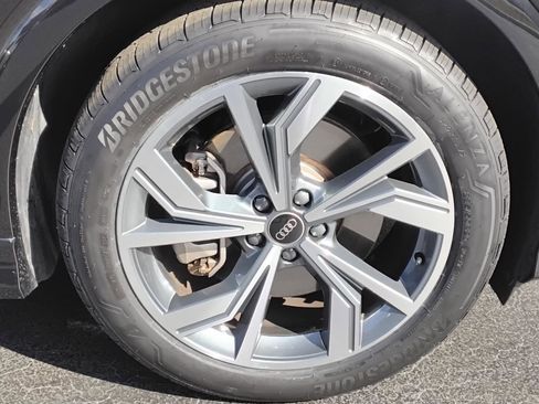 Certified 2024 Audi Q4 e-tron Premium Plus w/ Premium Plus image 13