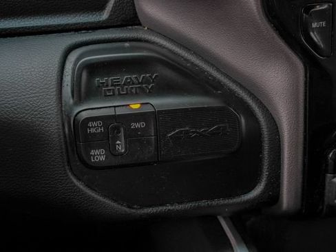 Used 2022 RAM 2500 Big Horn w/ Level C Equiment Group AWD/4WD image 45