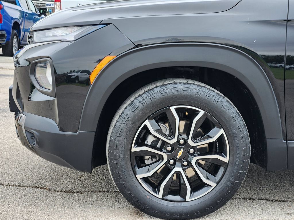 Used 2023 Chevrolet TrailBlazer ACTIV FWD image 10
