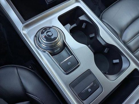 Used 2023 Ford Edge SEL image 12