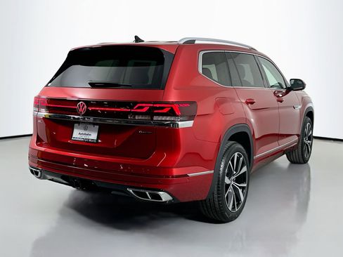Certified 2025 Volkswagen Atlas SEL Premium R-Line image 6