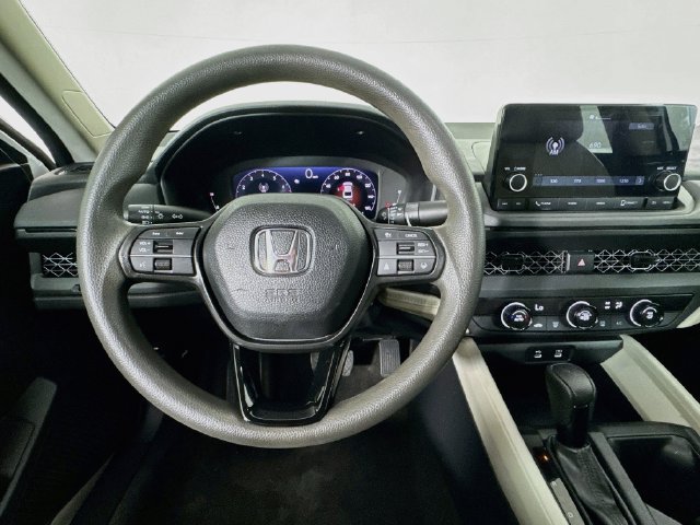 Used 2023 Honda Accord LX image 10