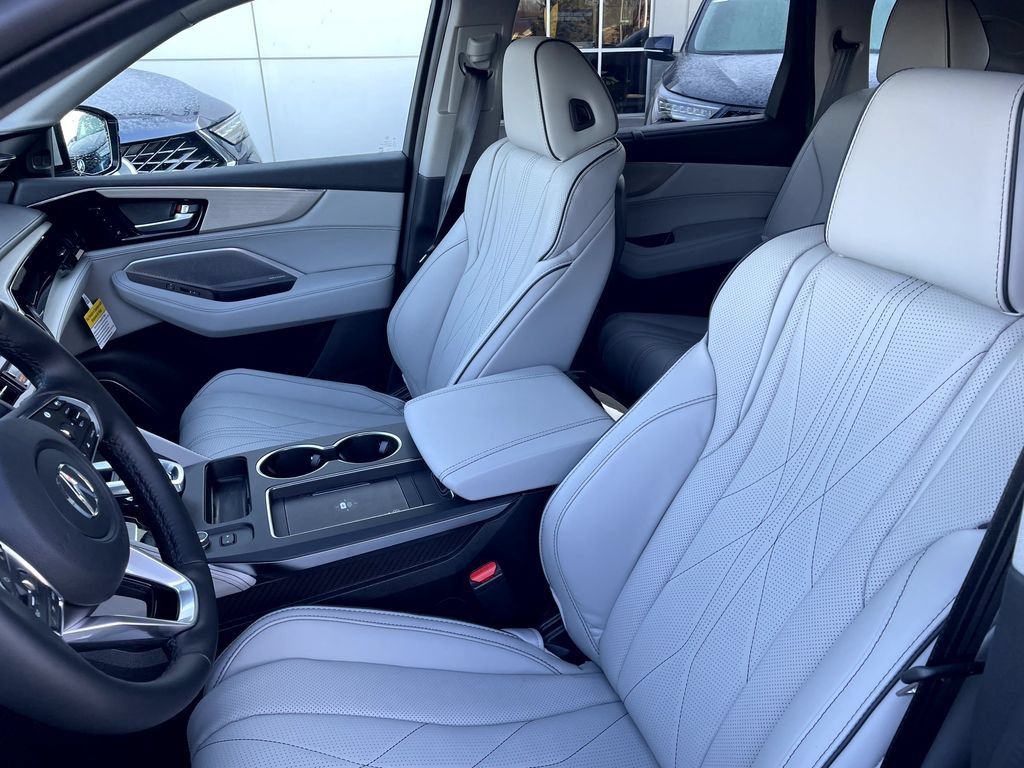 New 2026 Acura MDX w/ Advance Package AWD/4WD image 8