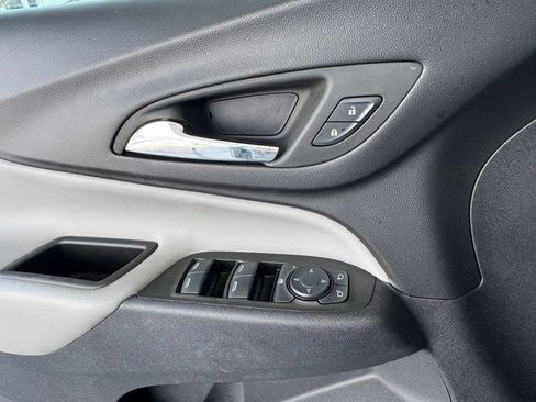 Used 2024 Chevrolet Equinox LS w/ Sport Edition FWD image 34