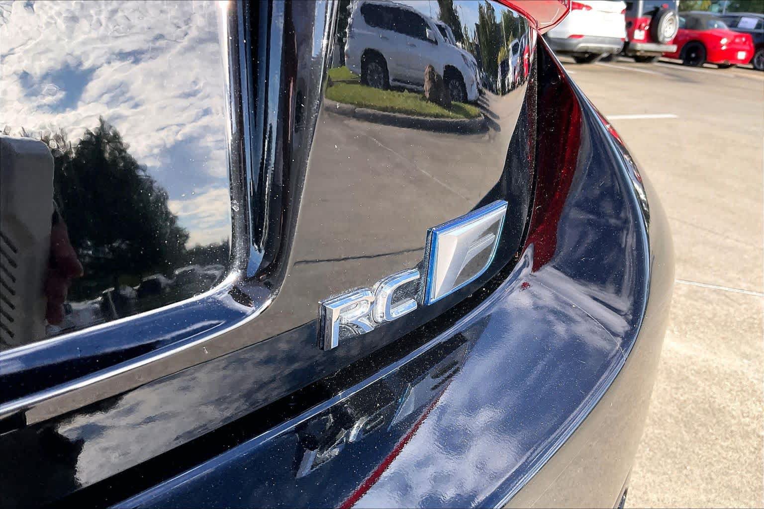 Used 2015 Lexus RC F w/ Premium Package RWD image 28