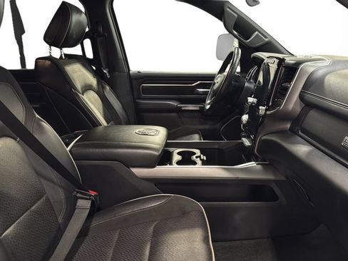 Used 2023 RAM 1500 Laramie AWD/4WD image 8