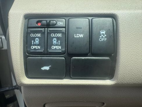 Used 2014 Honda Odyssey EX-L image 20
