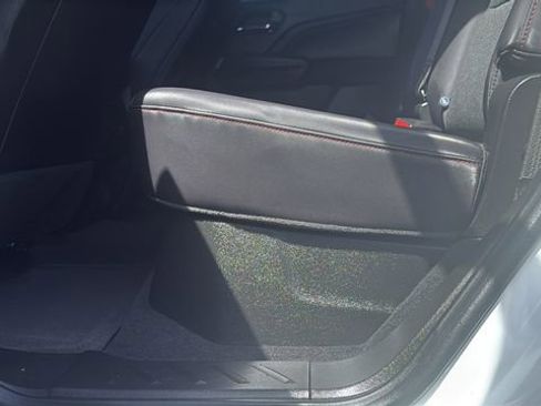 Used 2025 Chevrolet Colorado Z71 w/ Midnight Edition image 26