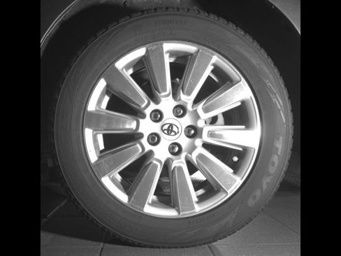 Used 2017 Toyota Sienna Limited AWD/4WD image 11