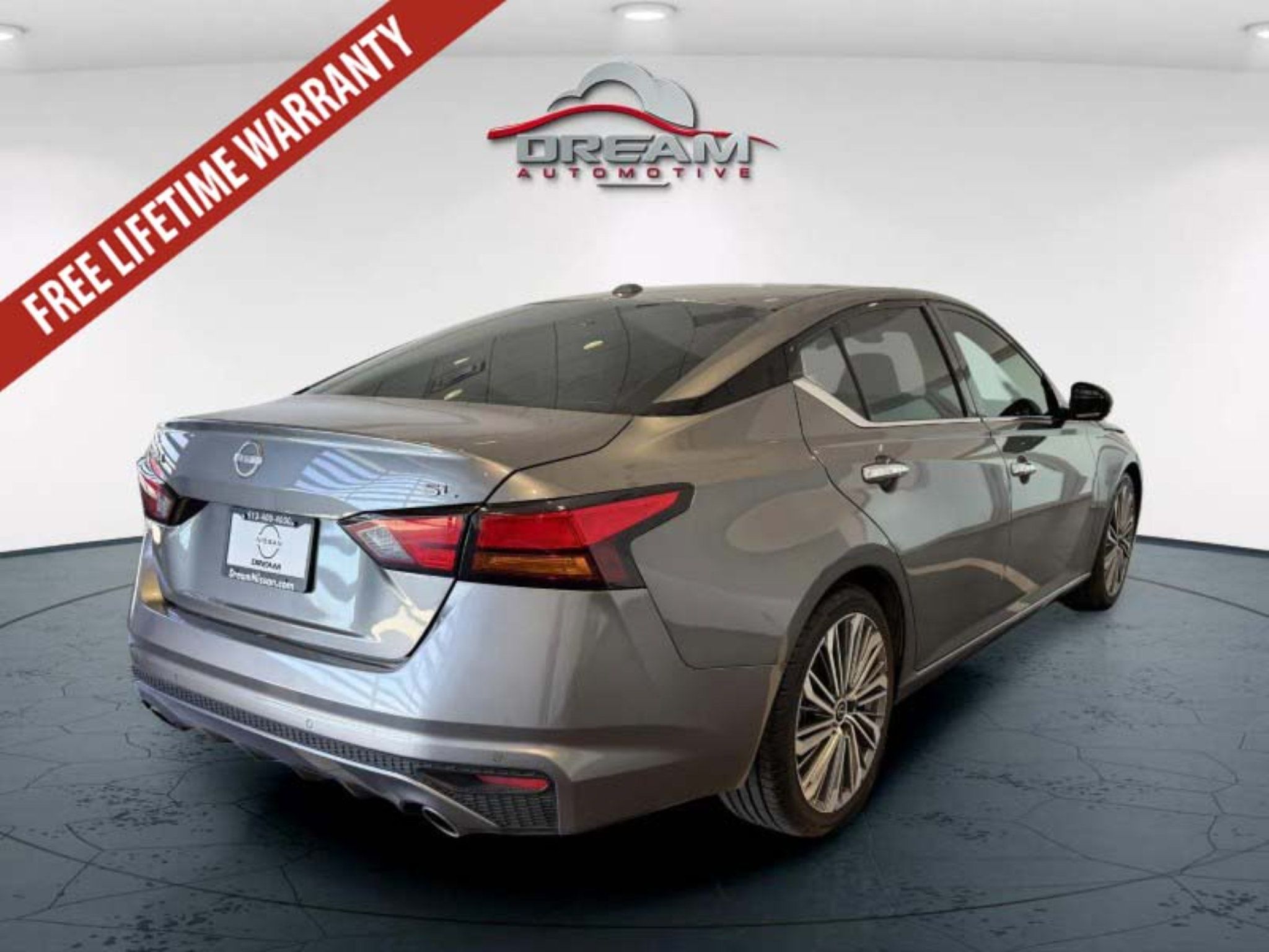 Used 2023 Nissan Altima 2.5 SL FWD image 24