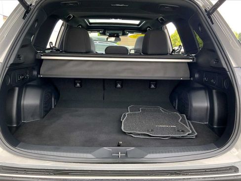 Certified 2026 Subaru Forester Premium AWD/4WD image 35