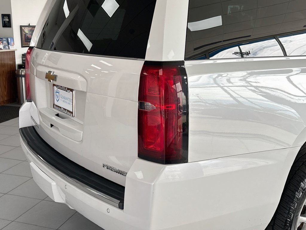 Used 2019 Chevrolet Suburban Premier w/ Premier Plus Edition AWD/4WD image 13