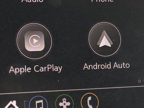 Certified 2022 Chevrolet Trax LT w/ LT Convenience Package image 5