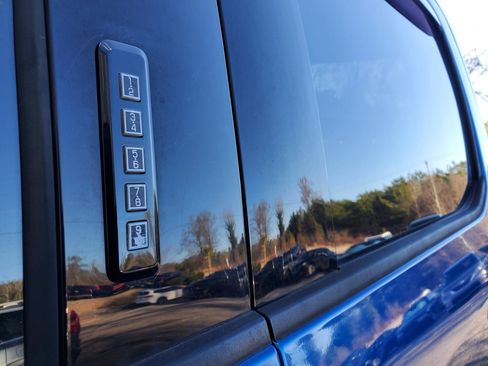 Used 2017 Ford F150 XLT w/ Equipment Group 302A Luxury image 20