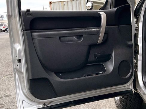 Used 2010 Chevrolet Silverado 1500 LT w/ Power Pack Plus image 19