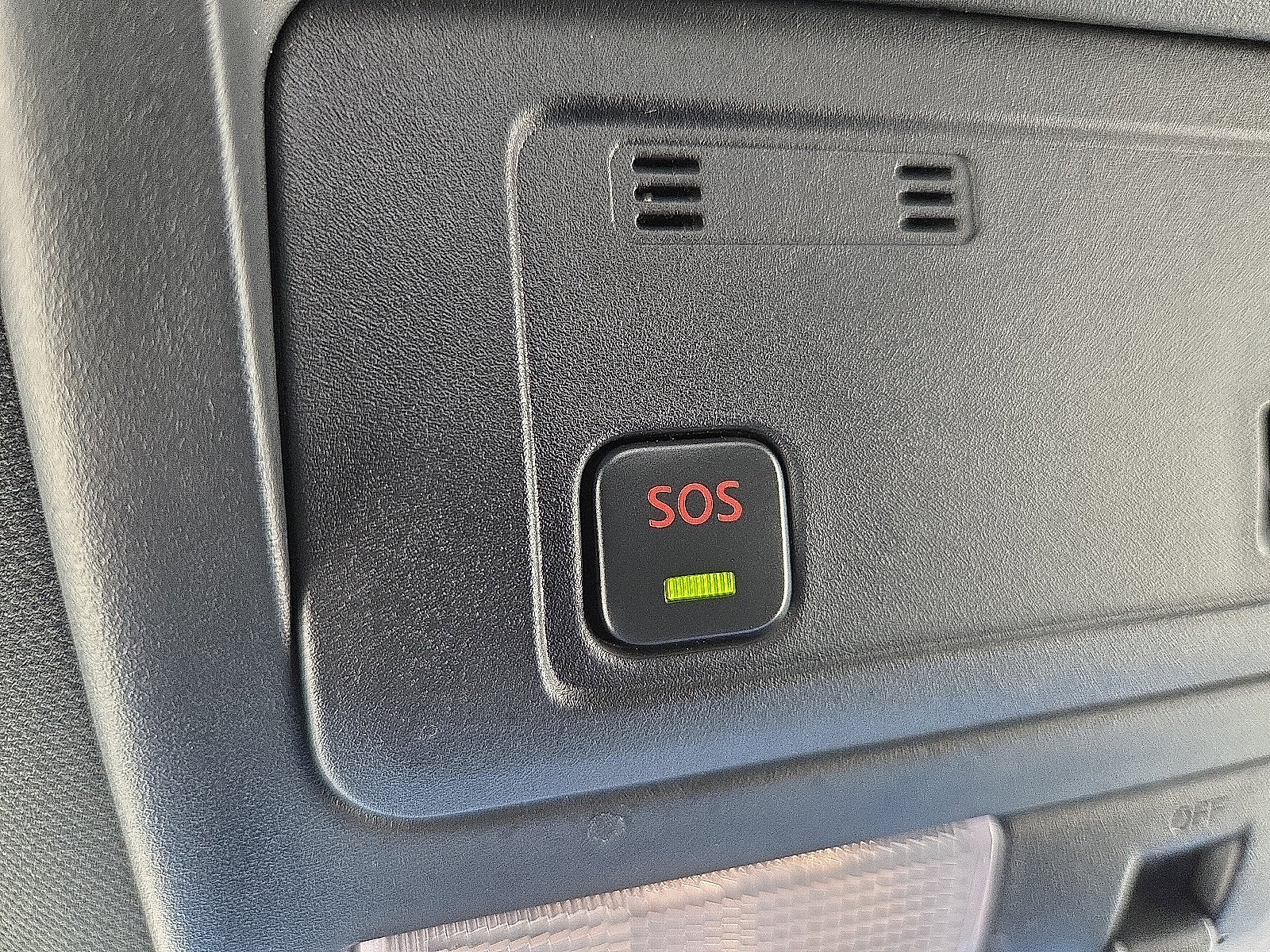 Used 2023 Nissan Titan PRO-4X w/ Pro-4x Convenience Package AWD/4WD image 22