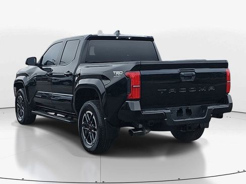Used 2024 Toyota Tacoma TRD Sport image 7