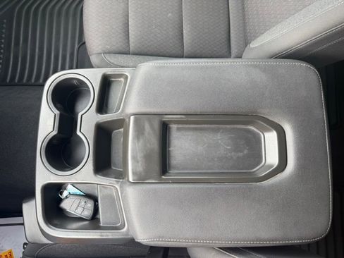 Used 2023 Chevrolet Silverado 1500 LT AWD/4WD image 37