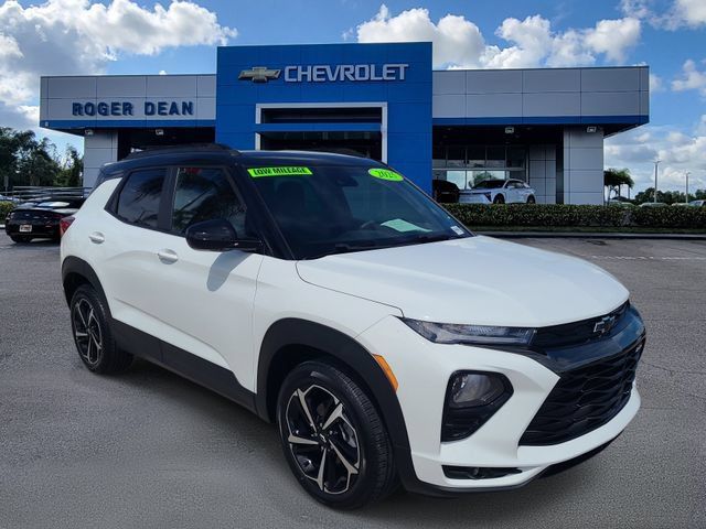 Used 2023 Chevrolet TrailBlazer RS w/ Convenience Package FWD image 1