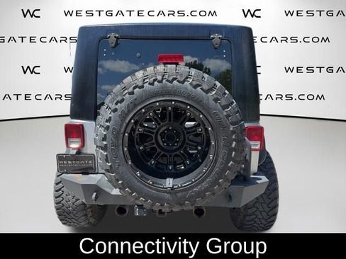 Used 2017 Jeep Wrangler Unlimited Sport w/ Connectivity Group AWD/4WD image 4