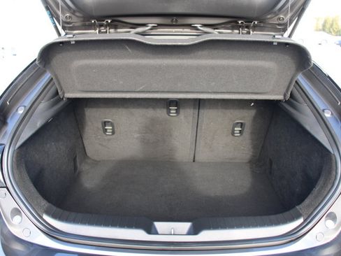 Used 2019 MAZDA MAZDA3 Base image 14