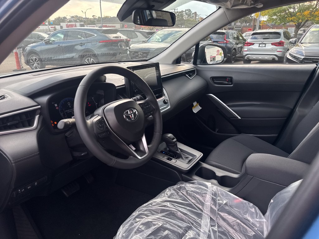 New 2026 Toyota Corolla Cross LE w/ Moonroof Package AWD/4WD image 13