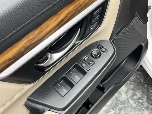 Used 2018 Honda CR-V EX-L image 8