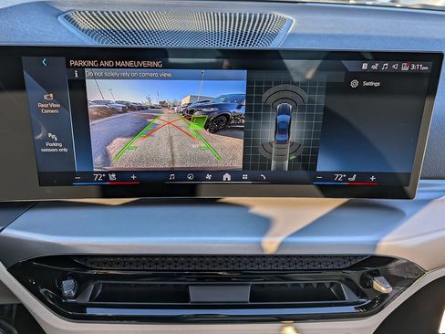 New 2026 BMW 330i xDrive Sedan image 17