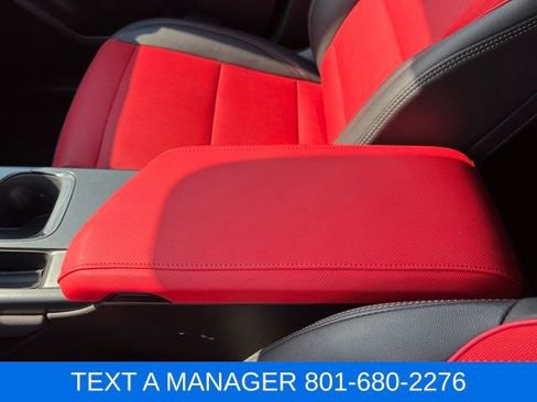 Used 2025 Chevrolet Equinox EV RS AWD/4WD image 30