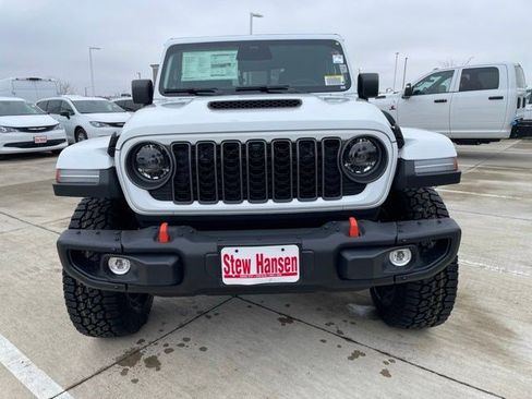 New 2026 Jeep Gladiator Mojave AWD/4WD image 9
