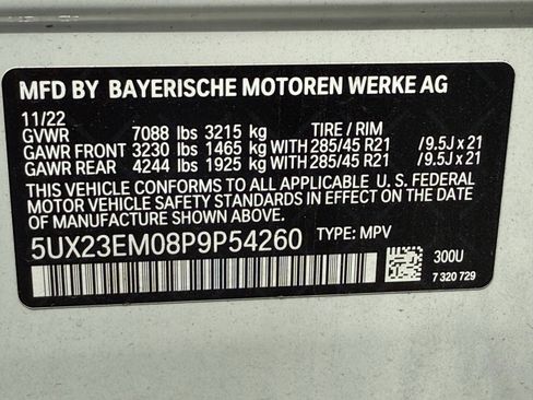 Used 2023 BMW X7 xDrive40i w/ Premium Package AWD/4WD image 17